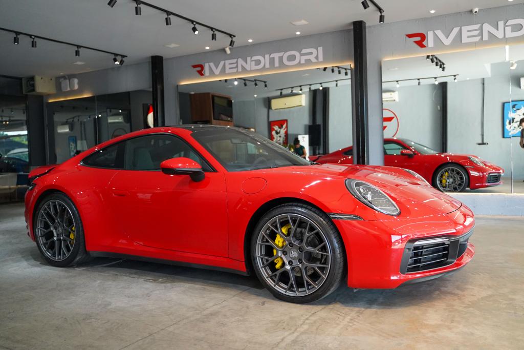 Rivenditori investe em novos modelos da Porsche após anúncio de valorização do preço de 8 modelos