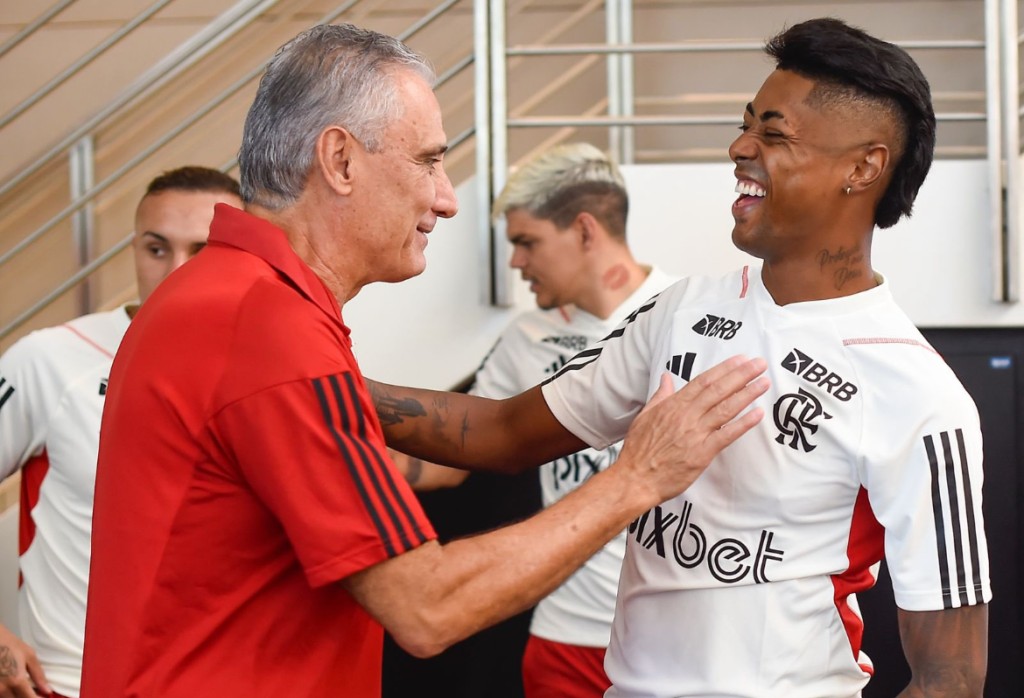 Flamengo se reapresenta no Ninho do Urubu e inicia preparação para a temporada 2024